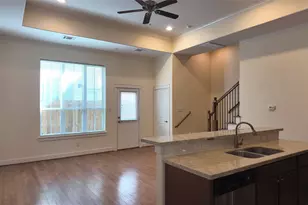 902 W 20th St, Houston, TX 77008 - Photo 3