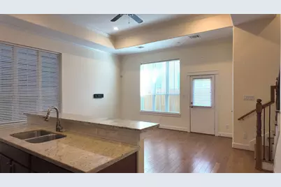 902 W 20th Street #B, Houston, TX 77008 - Photo 5