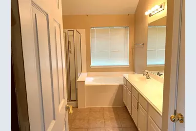 9119 Melody Park Lane, Houston, TX 77044 - Photo 15