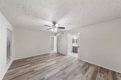 9230 Baronsmede Drive, Houston, TX 77083 - Photo 19