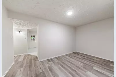 9230 Baronsmede Drive, Houston, TX 77083 - Photo 13