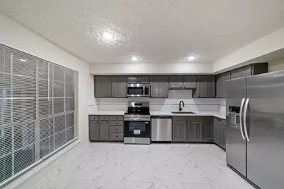 9230 Baronsmede Drive, Houston, TX 77083 - Photo 9