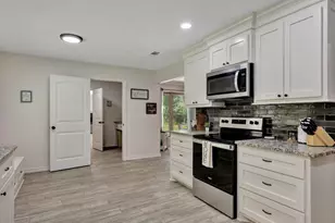 408 W Eucalyptus St, Village Mills, TX 77663 - Photo 17