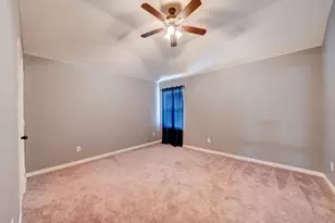 29810 N Legends Village Cir, Spring, TX 77386 - Photo 19