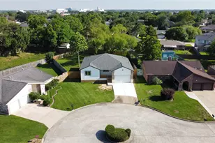 11514 Quincewood Dr, Houston, TX 77089 - Photo 17