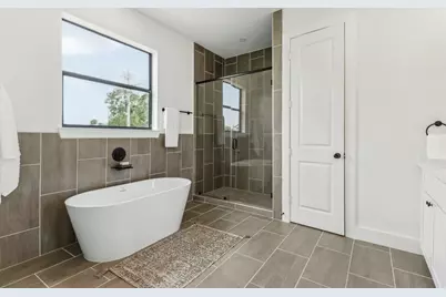 311 Tennessee Street, Houston, TX 77029 - Photo 11