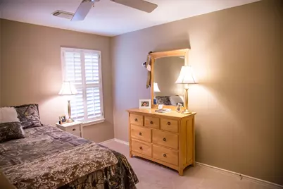 31 N Walden Elms Circle, The Woodlands, TX 77382 - Photo 23