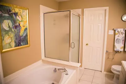 31 N Walden Elms Circle, The Woodlands, TX 77382 - Photo 21