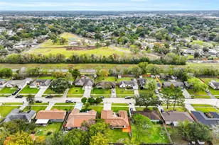 607 Dixie Dr, League City, TX 77573 - Photo 33