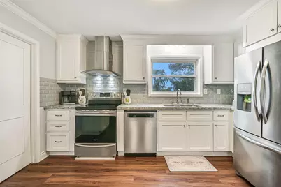 209 Buffalo Trail, Lake Jackson, TX 77566 - Photo 15