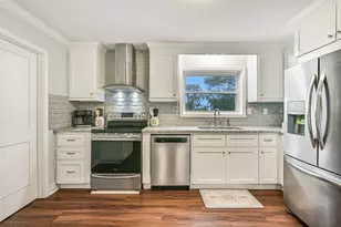 209 Buffalo Trail, Lake Jackson, TX 77566 - Photo 15