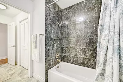 209 Buffalo Trail, Lake Jackson, TX 77566 - Photo 27