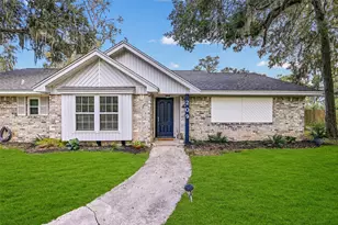 209 Buffalo Trail, Lake Jackson, TX 77566 - Photo 5