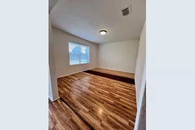 7522 Crisp Wood Lane, Houston, TX 77086 - Photo 3