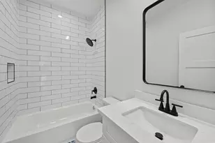 8417 Venus St, Houston, TX 77088 - Photo 15