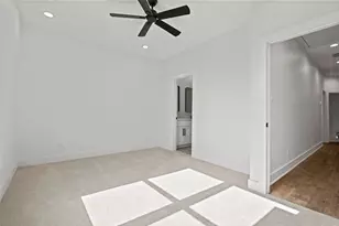 8417 Venus St, Houston, TX 77088 - Photo 23
