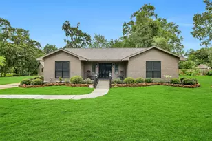 1107 Myrtlewood Dr, Friendswood, TX 77546 - Photo 5