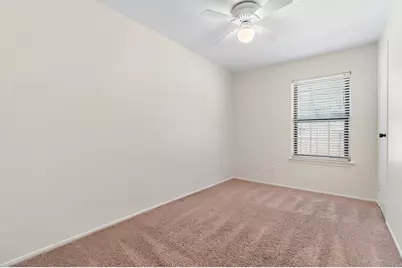 15 Redberry Court, The Woodlands, TX 77381 - Photo 17