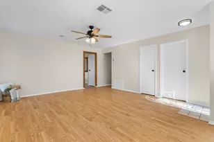 15 Redberry Ct, The Woodlands, TX 77381 - Photo 7