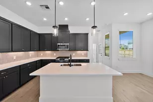 10111 Palm Spgs Pl, Manvel, TX 77583 - Photo 9