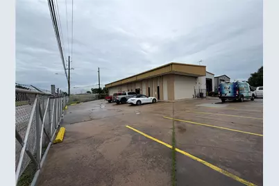 6040 Gessner Road, Houston, TX 77041 - Photo 3