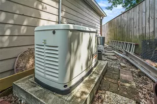 2207 Haverhill Dr, Houston, TX 77008 - Photo 21