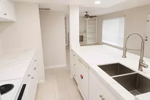 5343 Richmond Ave, Houston, TX 77056 - Photo 9