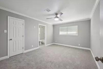 4601 Graves Avenue, Groves, TX 77619 - Photo 9