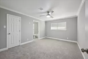 4601 Graves Ave, Groves, TX 77619 - Photo 9