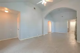 4813 Pederson St, Houston, TX 77033 - Photo 5