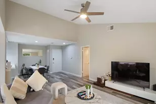 17 W Broken Oak, The Woodlands, TX 77381 - Photo 13