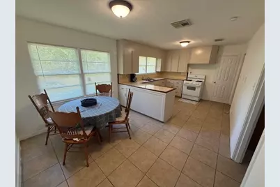 2118 14th Ave N, Texas City, TX 77590 - Photo 7