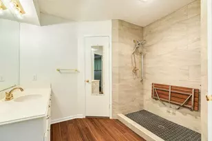 256 Freeman Blvd, West Columbia, TX 77486 - Photo 17