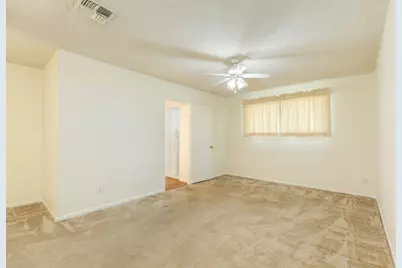256 Freeman Boulevard, West Columbia, TX 77486 - Photo 15