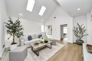 9135 La Pau Ln, Houston, TX 77051 - Photo 23