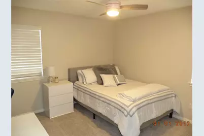 2402 Sycamore Avenue #B2, Huntsville, TX 77340 - Photo 7