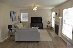 2402 Sycamore Ave, Huntsville, TX 77340 - Photo 25