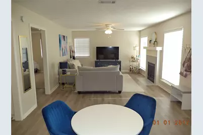 2402 Sycamore Avenue #B2, Huntsville, TX 77340 - Photo 29