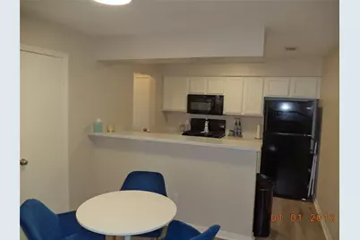 2402 Sycamore Avenue #B2, Huntsville, TX 77340 - Photo 23