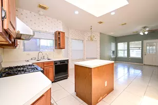7710 Quintero Dr, Houston, TX 77083 - Photo 17