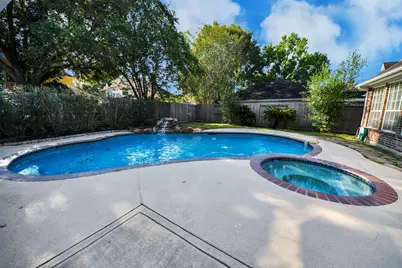 1335 Crescent Parkway Court, Houston, TX 77094 - Photo 43