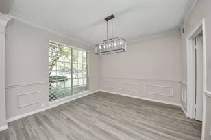 1335 Crescent Pkwy Ct, Houston, TX 77094 - Photo 9
