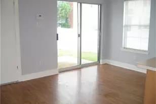 11911 Sanspereil Dr, Houston, TX 77047 - Photo 7