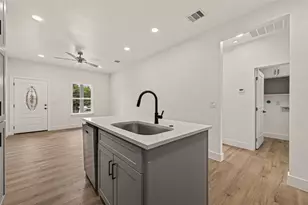 7222 Philibert Ln, Houston, TX 77028 - Photo 31
