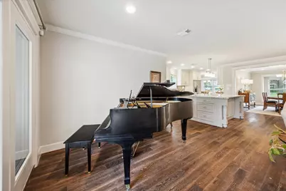 2702 Manila Lane, Houston, TX 77043 - Photo 13