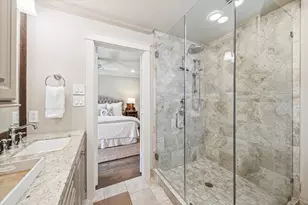 2702 Manila Ln, Houston, TX 77043 - Photo 17