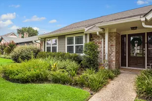 2702 Manila Ln, Houston, TX 77043 - Photo 3