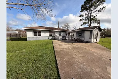 116 W Mahan Street, Richwood, TX 77531 - Photo 3