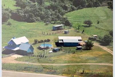 4026 Fm 109, New Ulm, TX 78950 - Photo 3