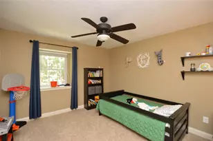 2 Woodhaven Wood Ct, The Woodlands, TX 77380 - Photo 15